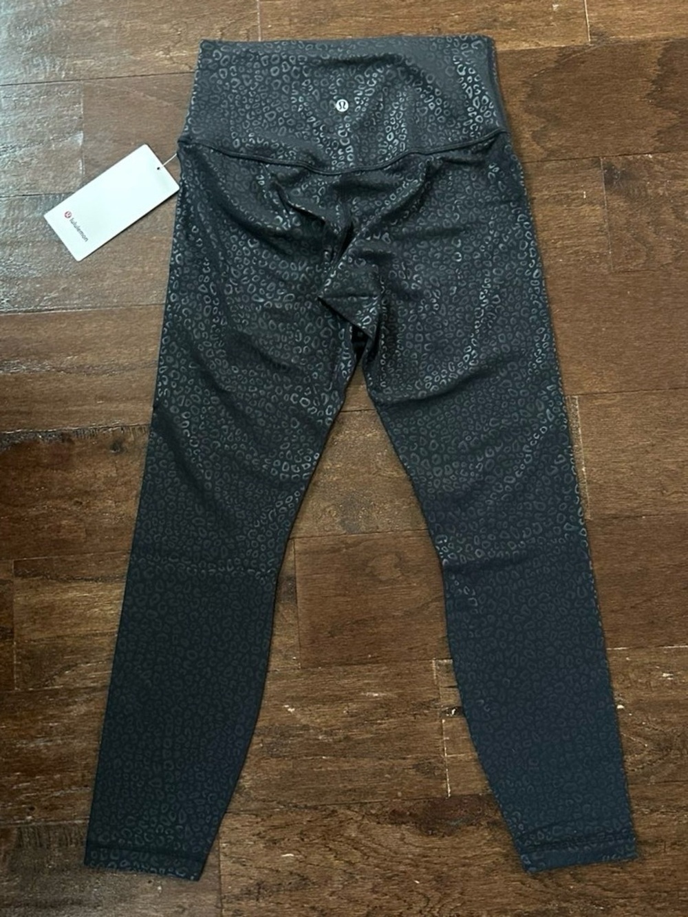 lululemon Align™ High-Rise Pant 25" black leopard embossed size 8 NWT - Picture 13 of 15